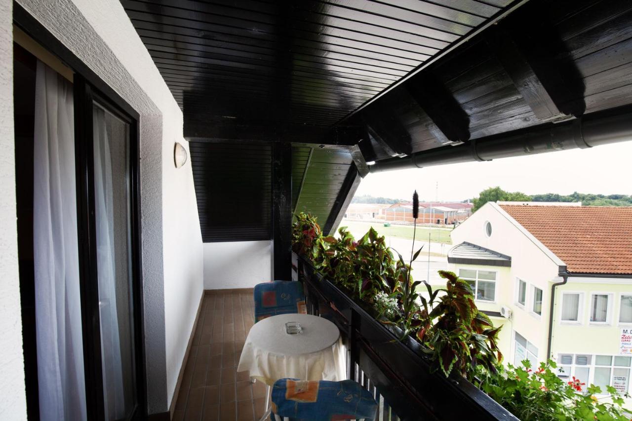 Gostisce Prosnik Hotel Ormoz Bagian luar foto