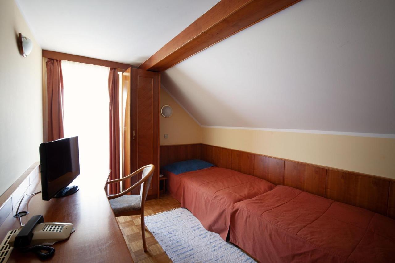 Gostisce Prosnik Hotel Ormoz Bagian luar foto