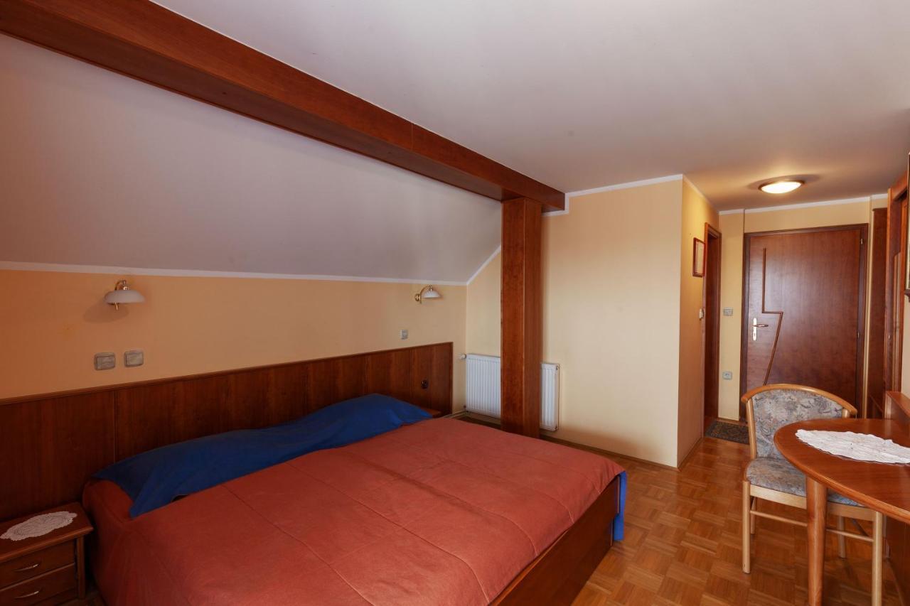 Gostisce Prosnik Hotel Ormoz Bagian luar foto