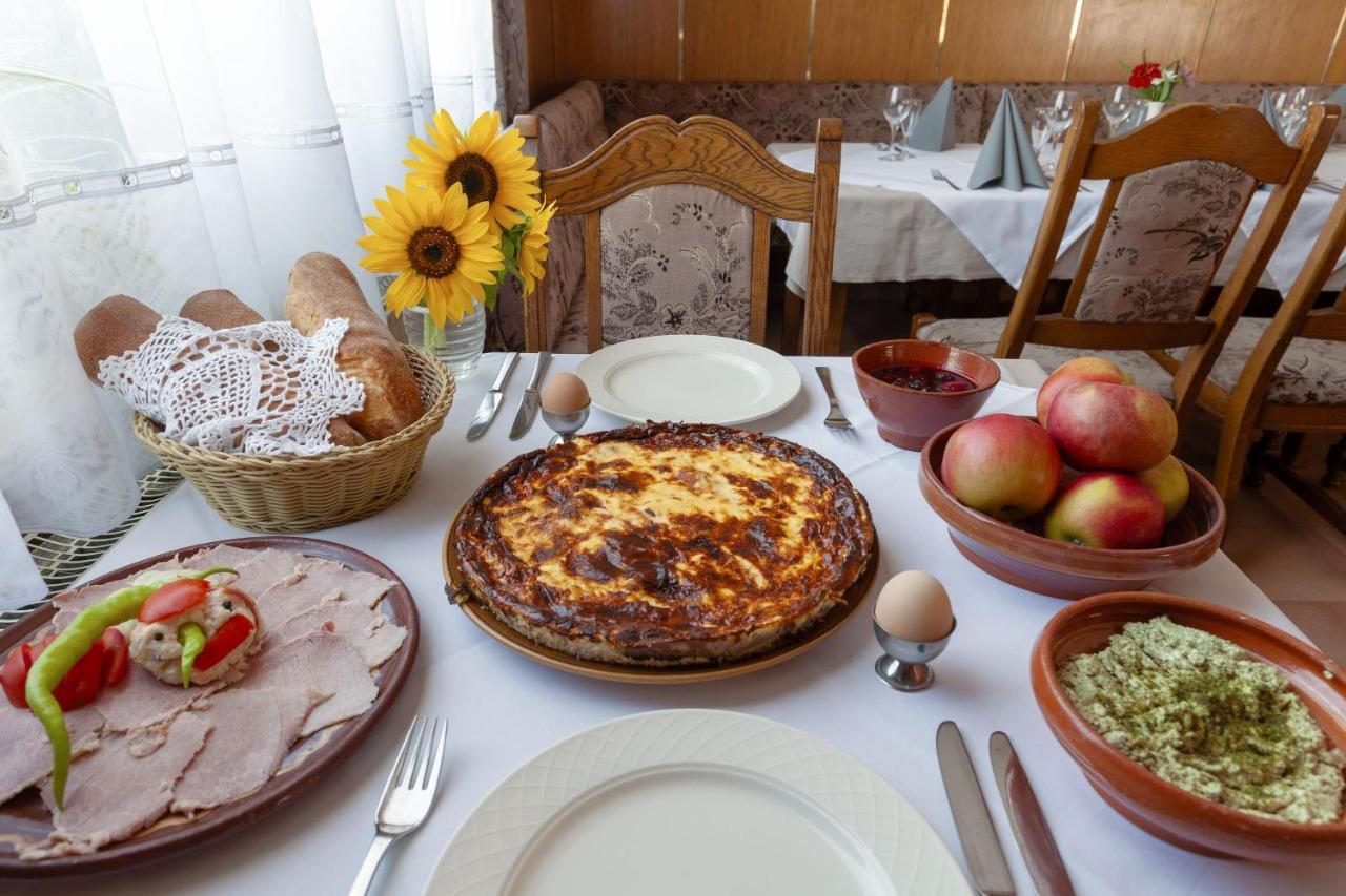 Gostisce Prosnik Hotel Ormoz Bagian luar foto