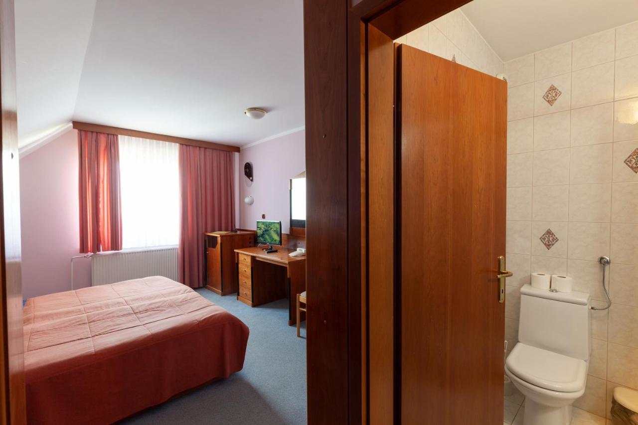 Gostisce Prosnik Hotel Ormoz Bagian luar foto