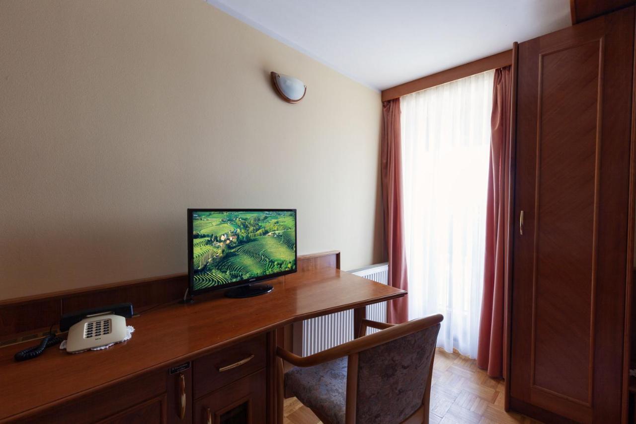 Gostisce Prosnik Hotel Ormoz Bagian luar foto